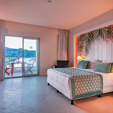 Baia Bodrum Hotel 5*